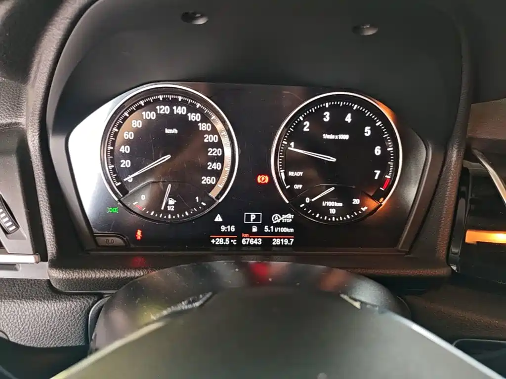 BMW 2 Series Touring 2019 2018 218i Luxury Line