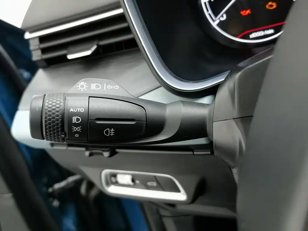 Geely Emgrand S 2023 2022 1.4T CVT Crossover Player