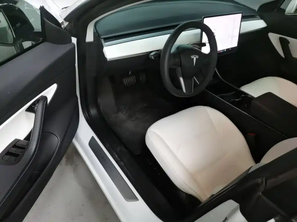 Фото 16 - Tesla Model 3 (Import)