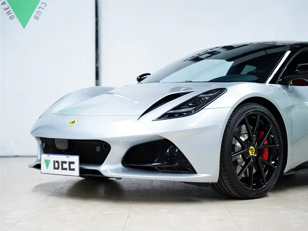 Lotus Cars EMIRA 2021 2.0T DCT First Edition фото 17