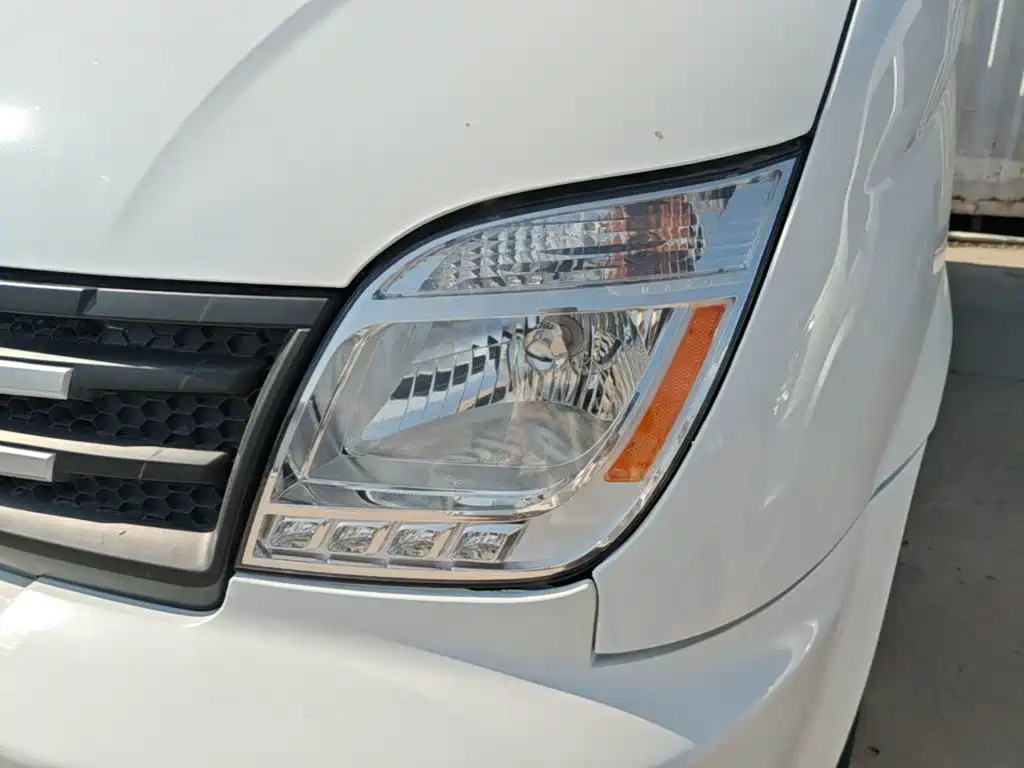 Фото 24 - Maxus Xintu V80