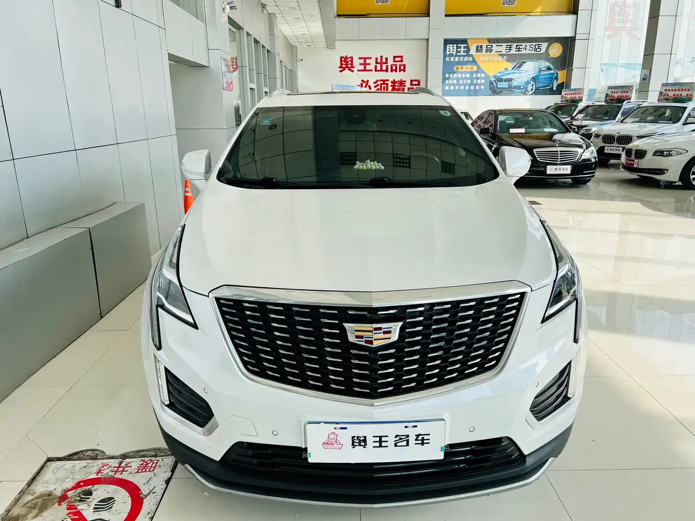 Cadillac XT5 2020 28T Luxury Model фото 6