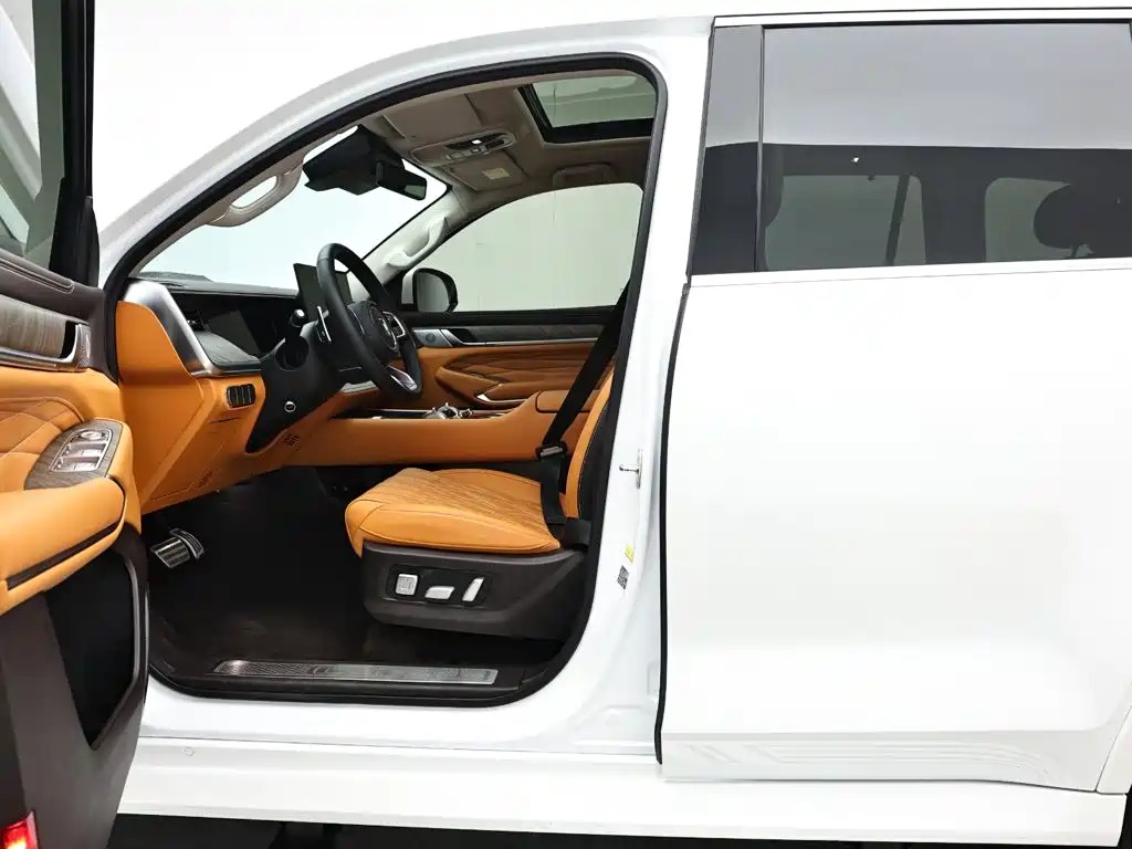 Tank 500 EV 2025 2026 Hi4-T Smart Edition
