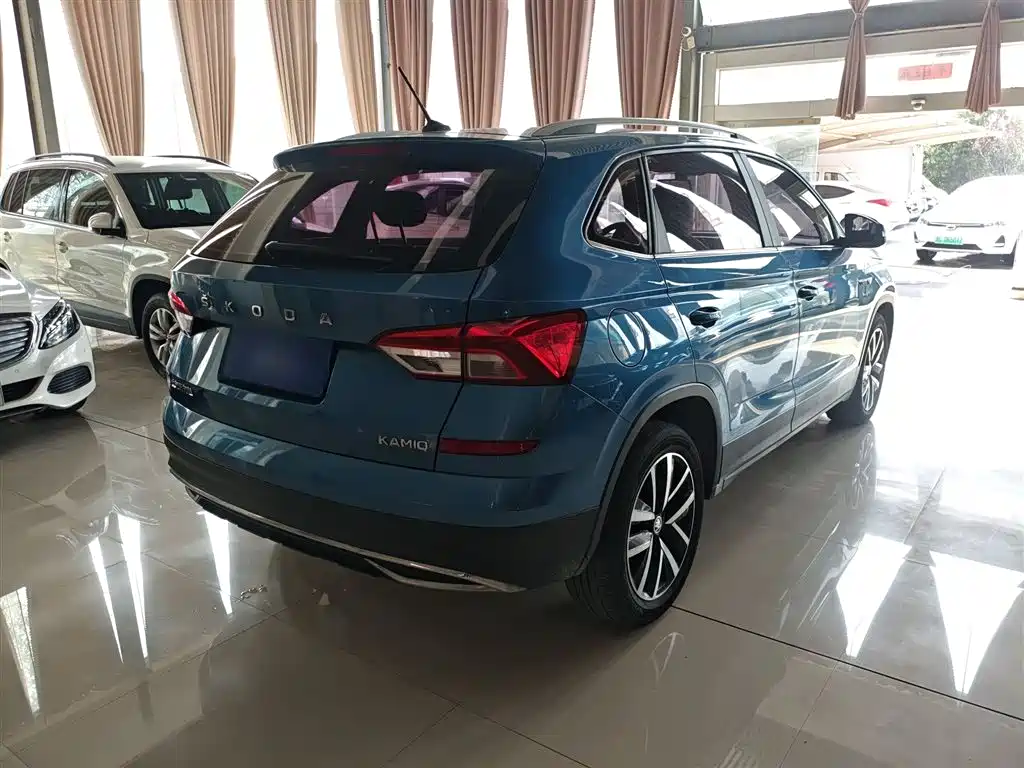 SKODA KOMICK