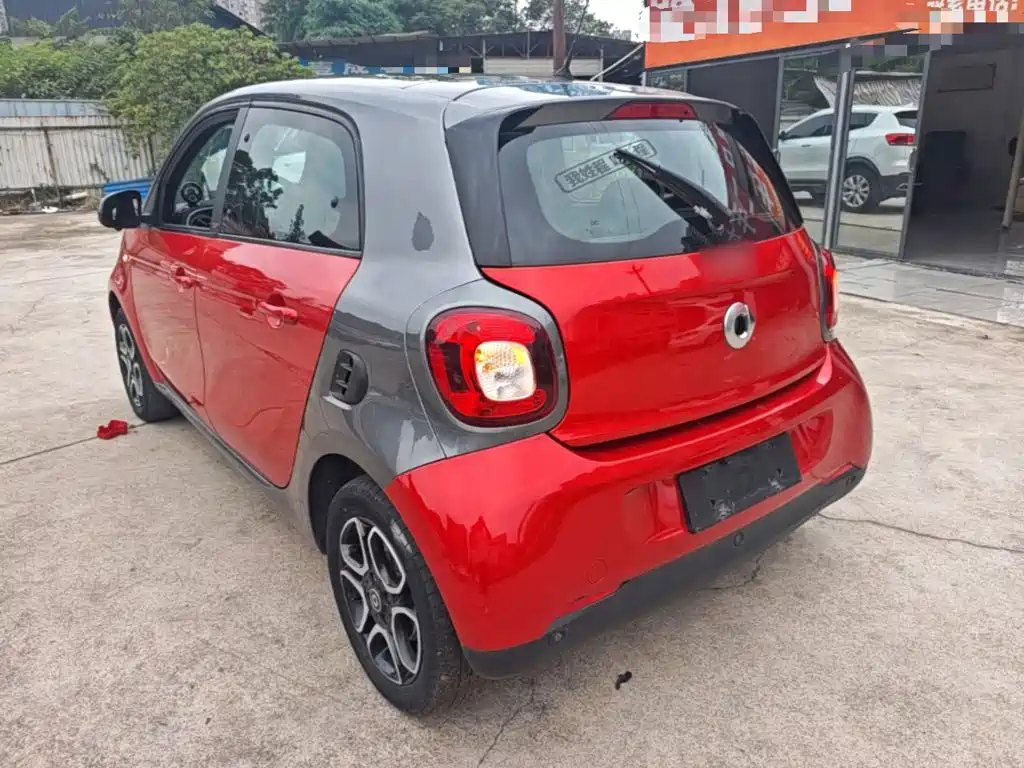 smart forfour 2018 2016 Model 0.9T 66kW Pioneer Edition