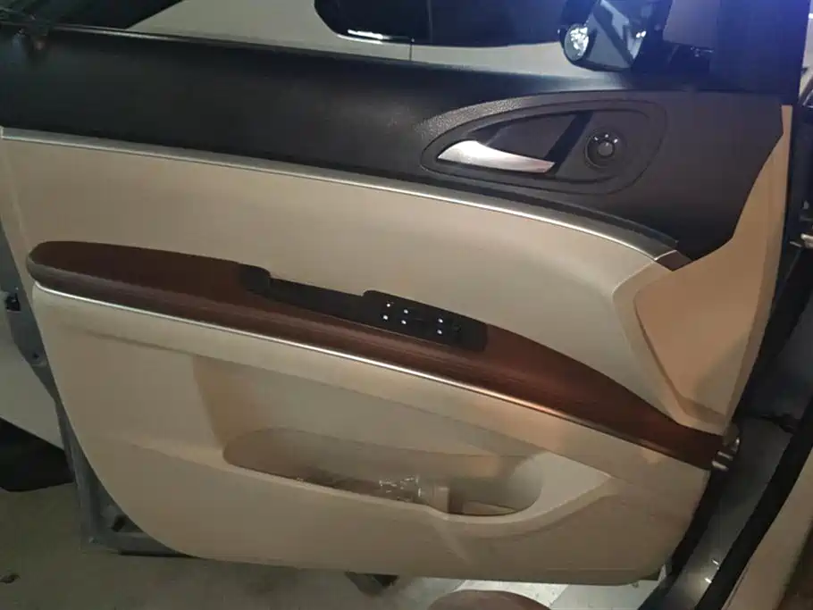 Buick GL8 2018 28T Luxury Model China VI фото 7
