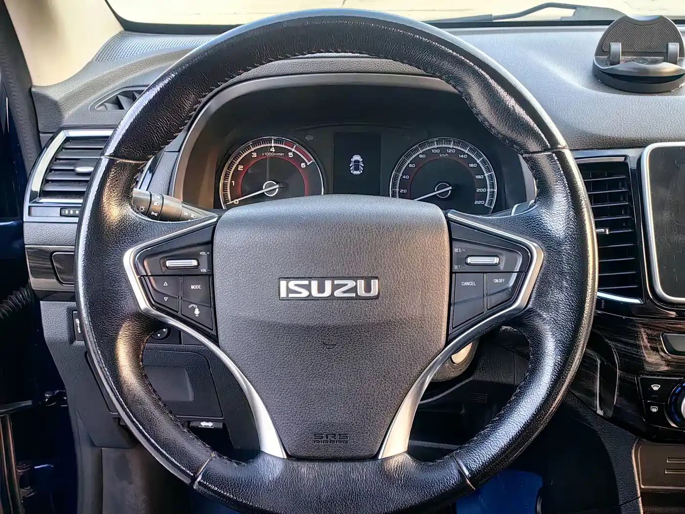 Isuzu Lingtuo 2021 2020 2.5T 2WD Automatic Navigation Extended Edition China VI JE4D25Q6A