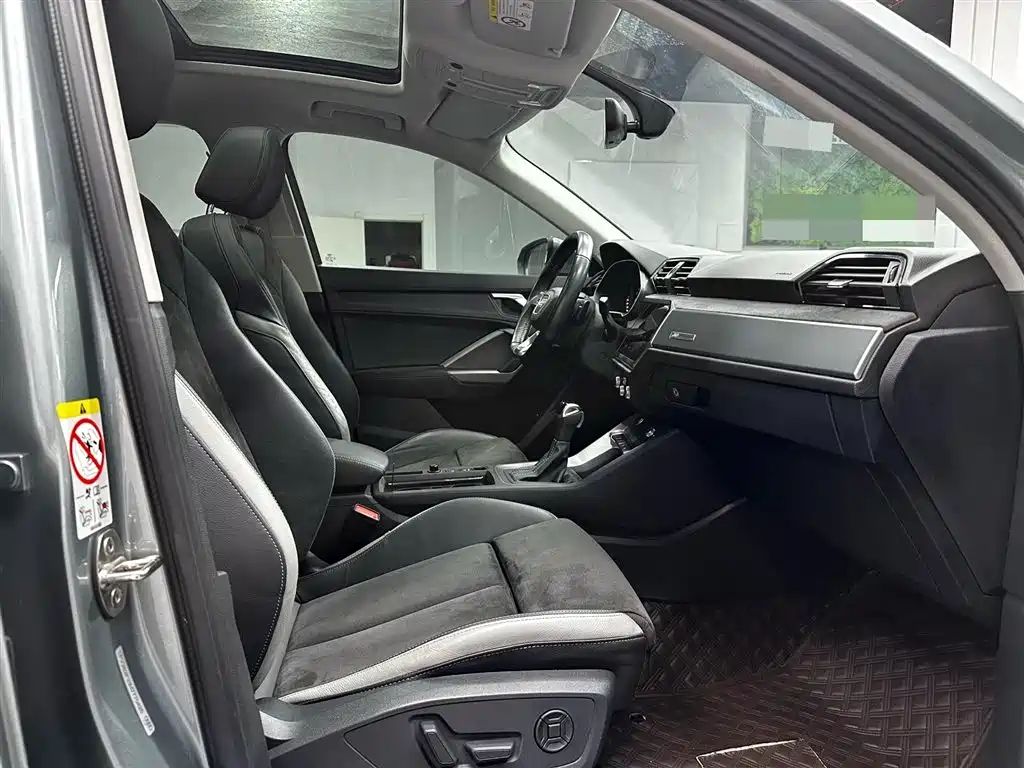 Audi Q3 2022 35 TFSI Fashion Dynamic фото 12