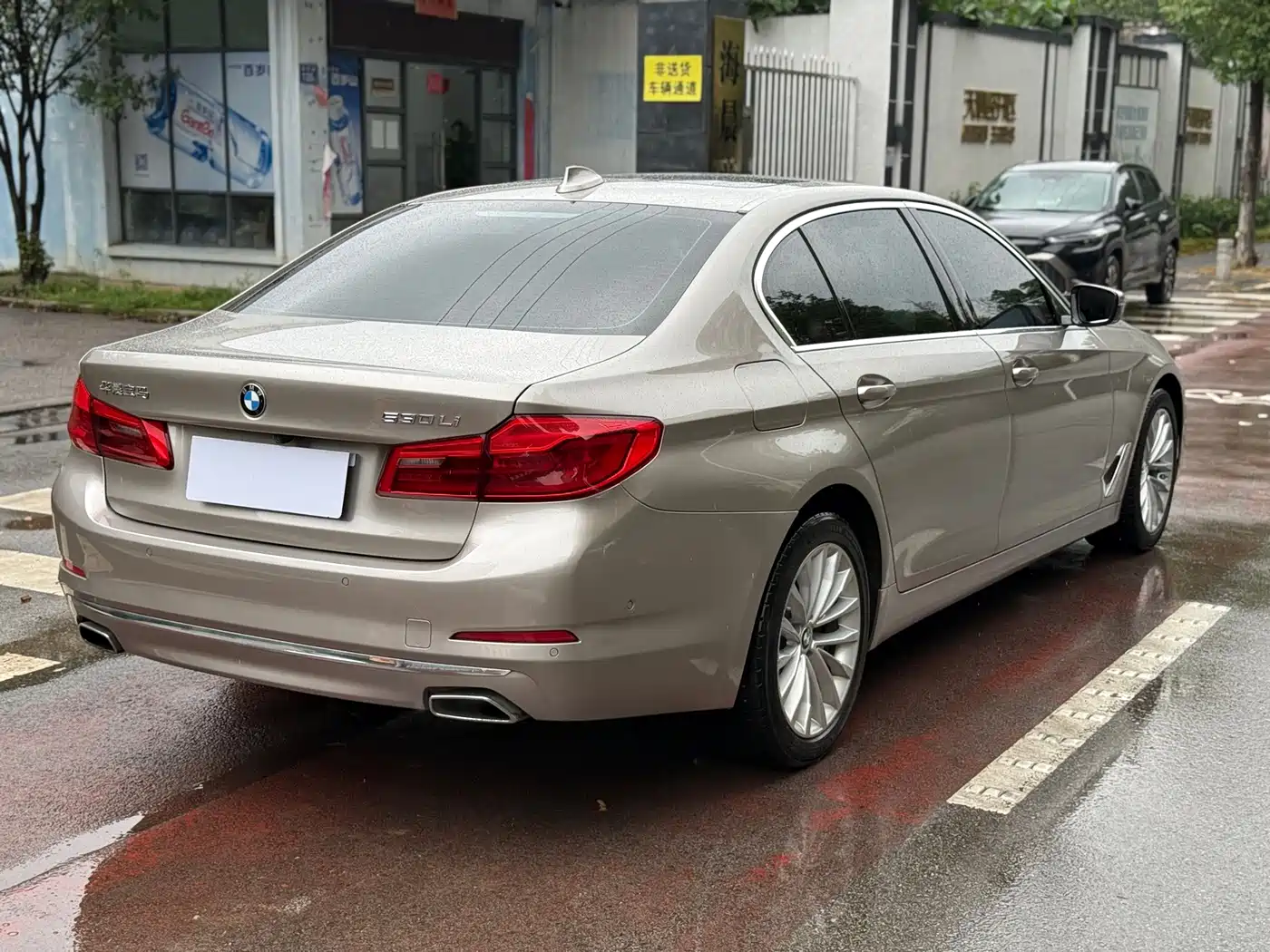 Фото 4 - BMW 5 Series