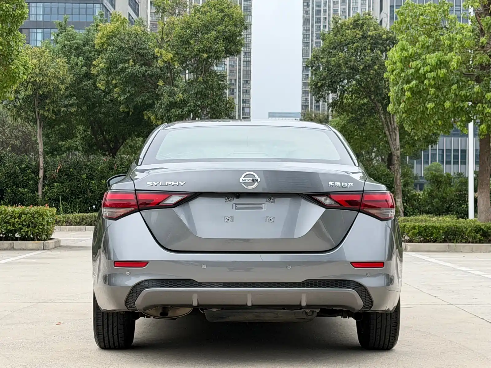 Фото 6 - Nissan Sylphy
