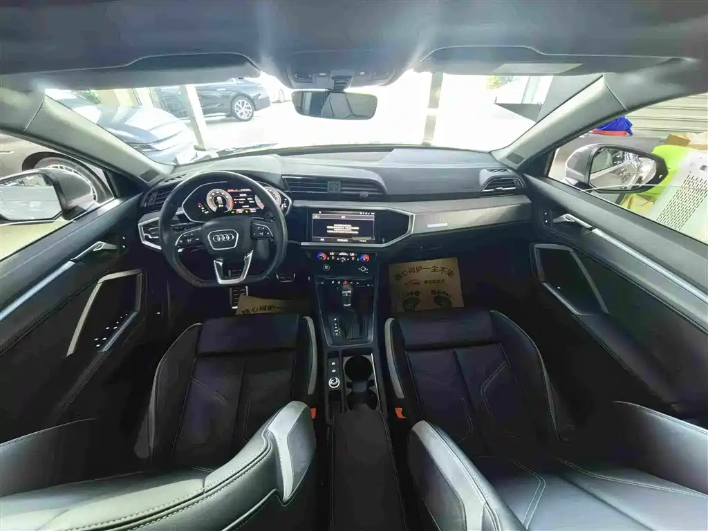Audi Q3 2024 2024 35 TFSI Fashion Sport