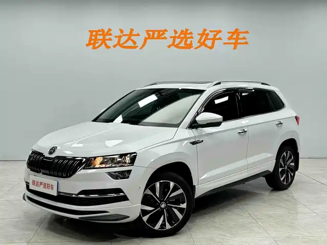 Skoda Karoq TSI280, Luxury Enjoy