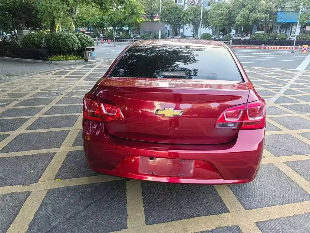 Chevrolet Cruze 2015 1.5L Classic SE AT фото 6