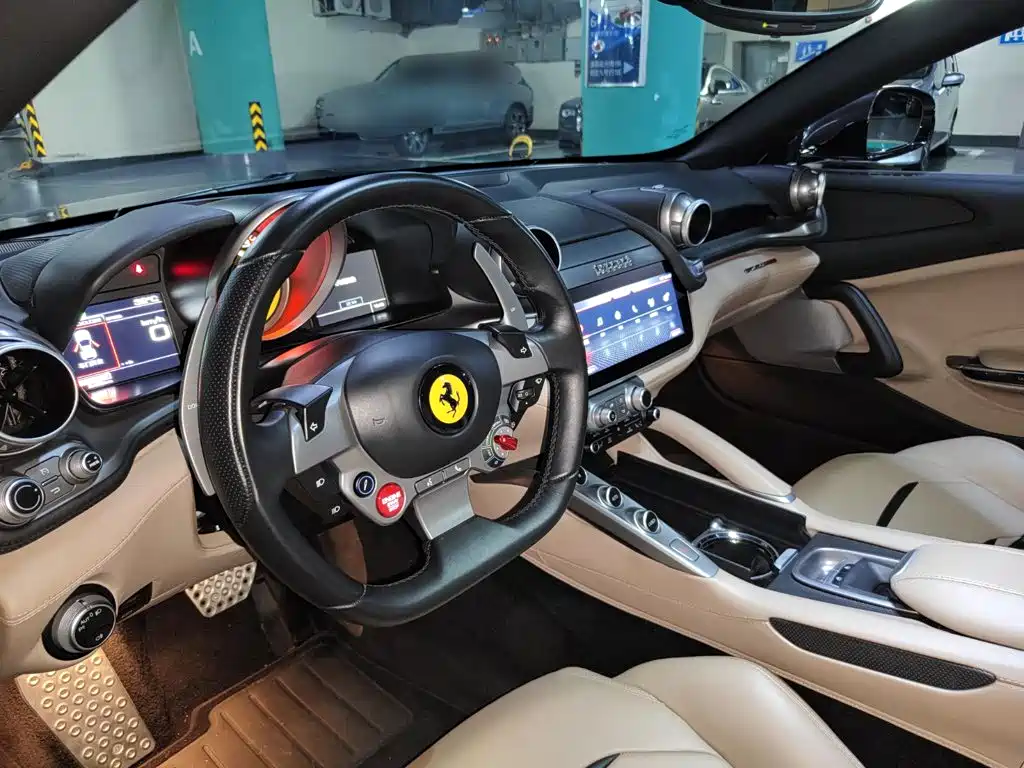 Ferrari GTC4Lusso 2019 2016 6.3L V12