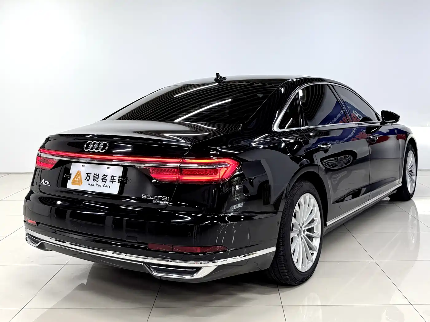 Audi A8 2019 Plus A8L 50 TFSI quattro Comfort фото 3