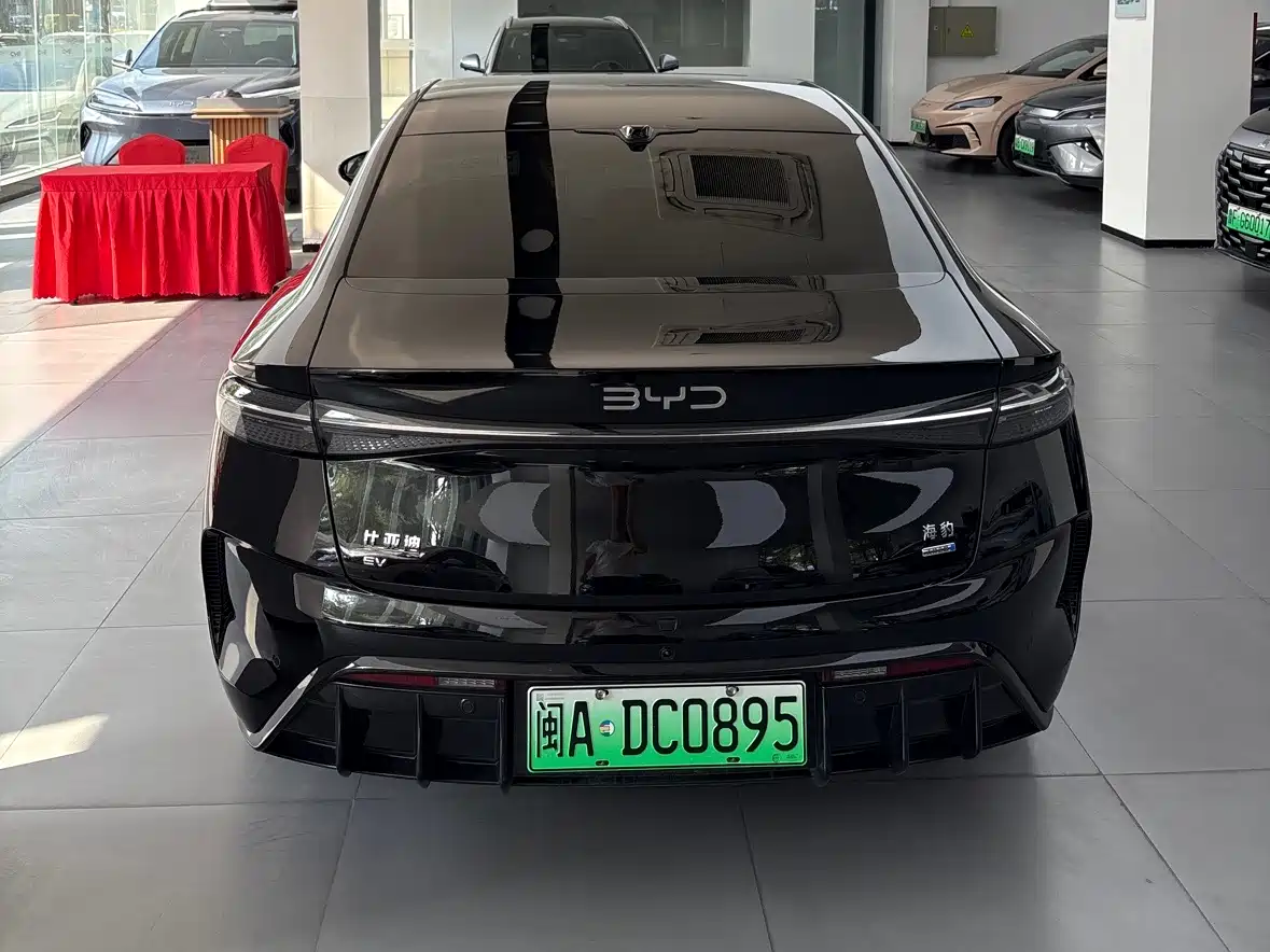BYD SEAL