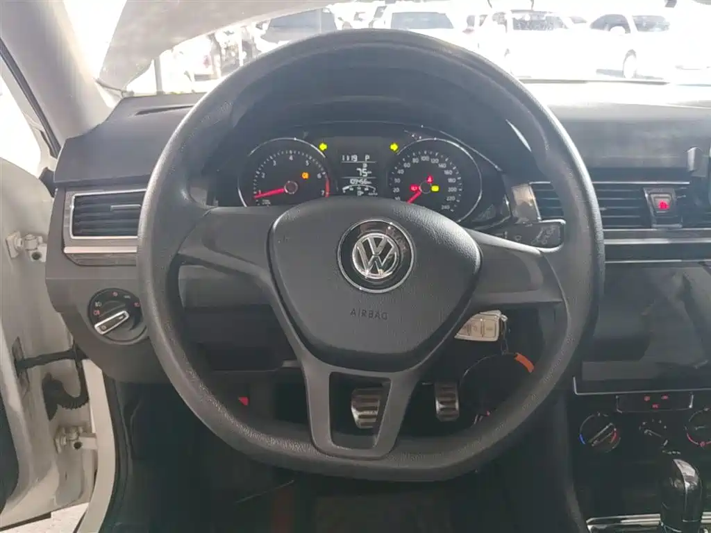 Volkswagen C-TREK 2017 230TSI DSG Comfort фото 11