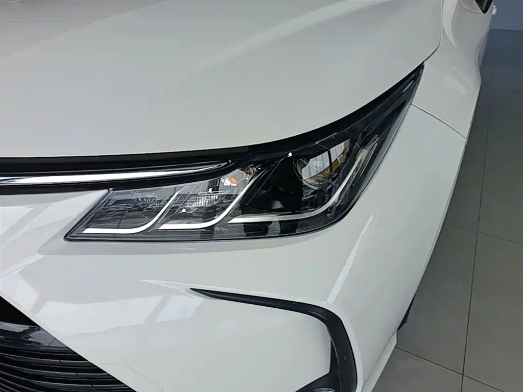 Toyota Corolla 2019 1.2T S-CVT GL-i Elite Edition фото 24