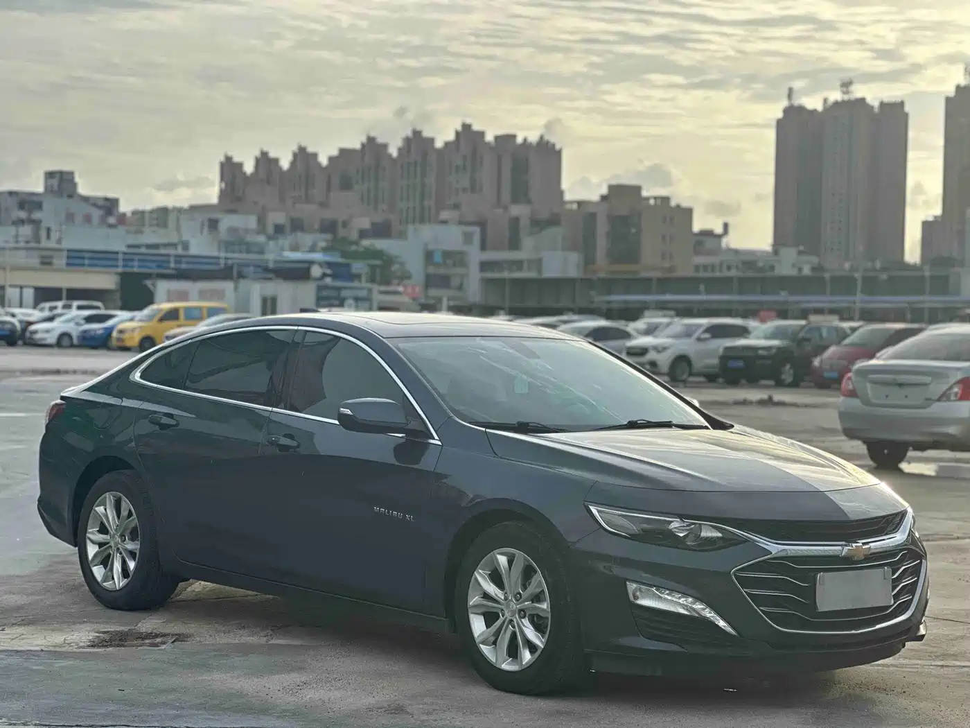 Фото 3 - Chevrolet Malibu XL