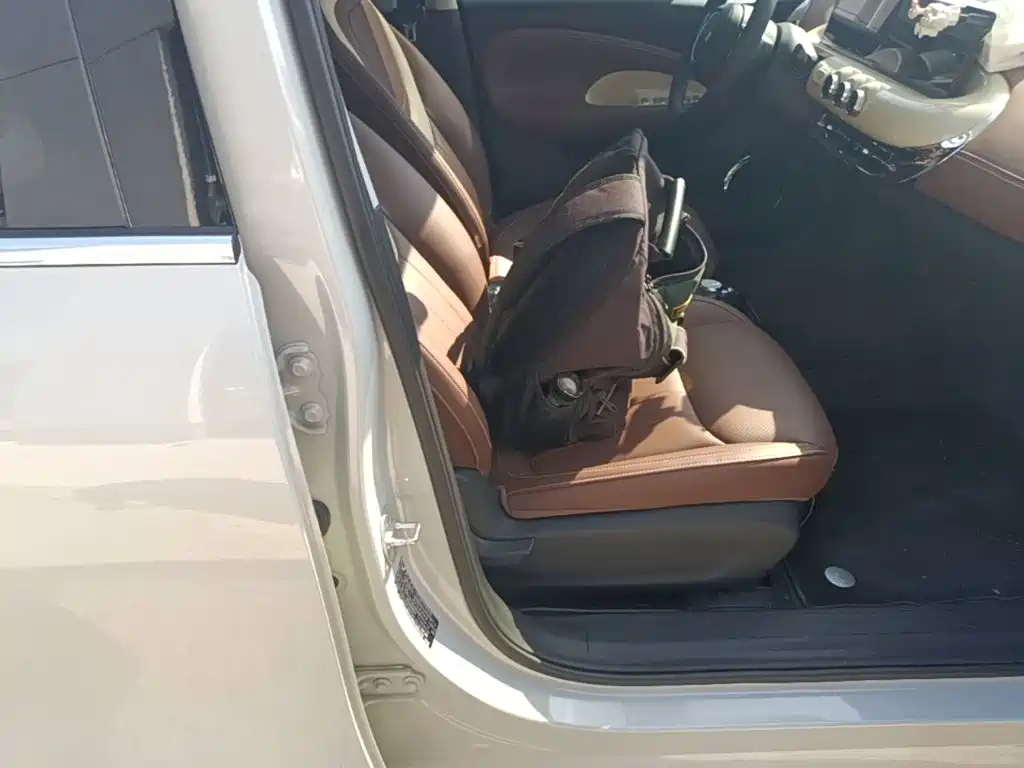 Wuling Motors Wuling Bingo 2023 2023 Model 333km Telepathic Connect+ Version