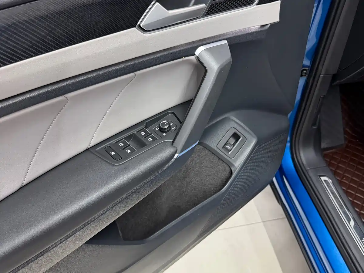 Volkswagen Tayron 2023 280TSI 2WD Luxury Plus Advanced Edition фото 11