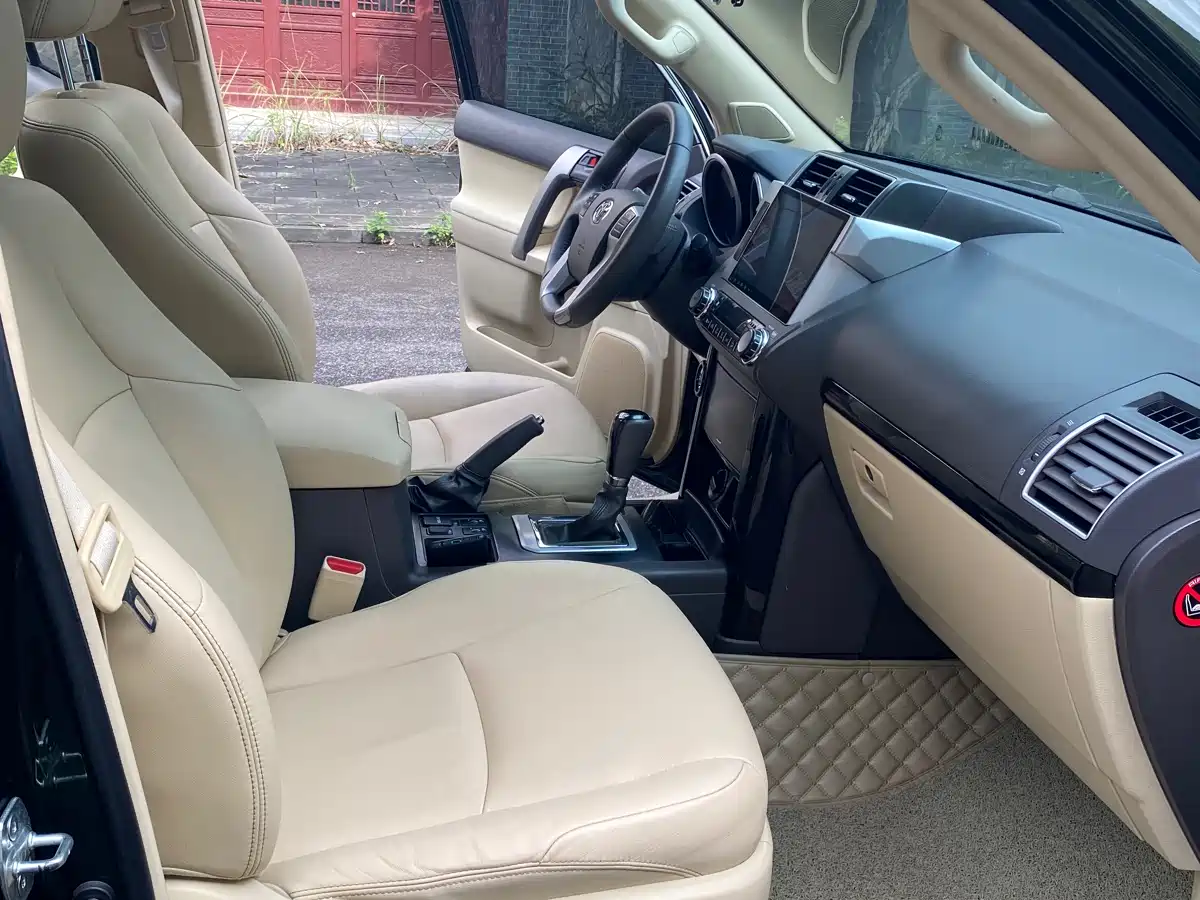 Toyota Prado 2016 2.7L Auto Standard Edition фото 9