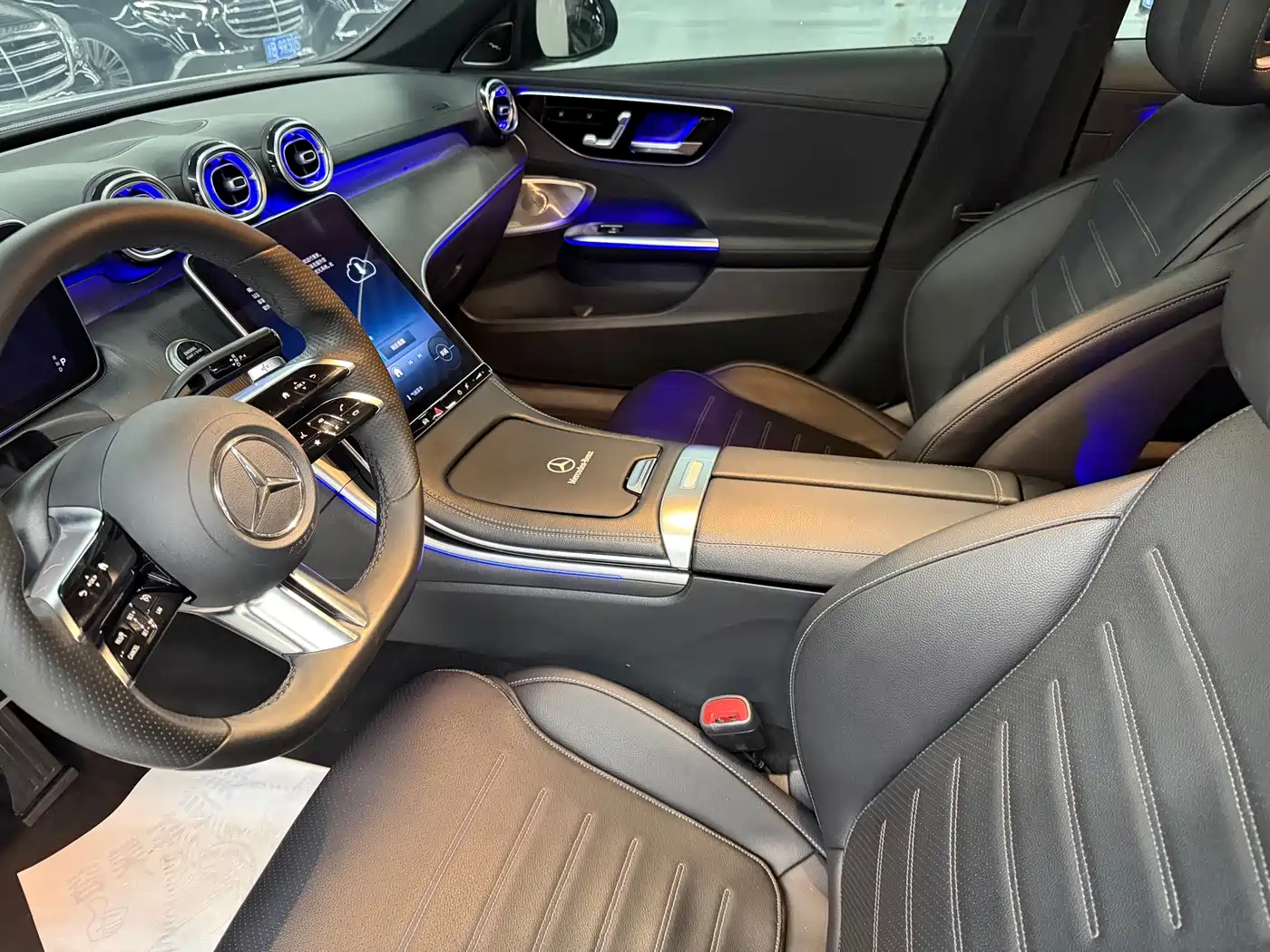صورة 5 - Mercedes-Benz C-Class