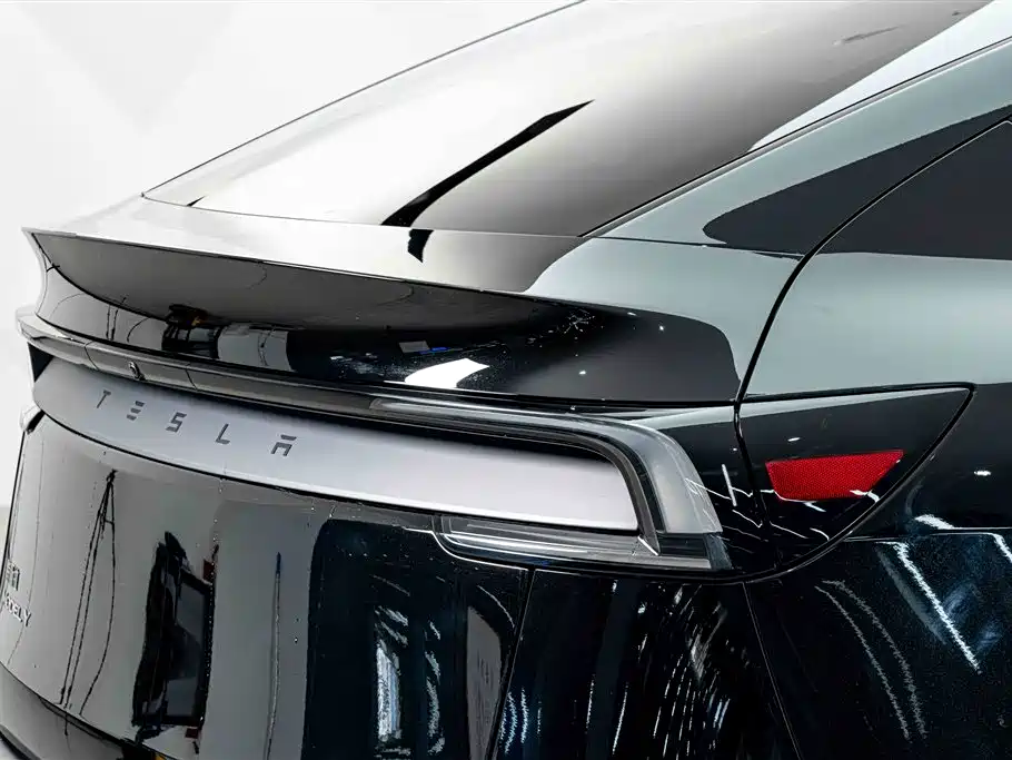 Tesla Model Y 2026 2026 Rear-Wheel Drive