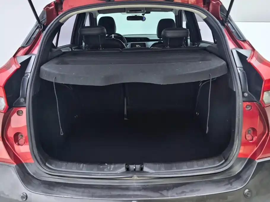 Nissan Kicks 2019 2018 1.5L CVT Smart Connect Luxury Edition