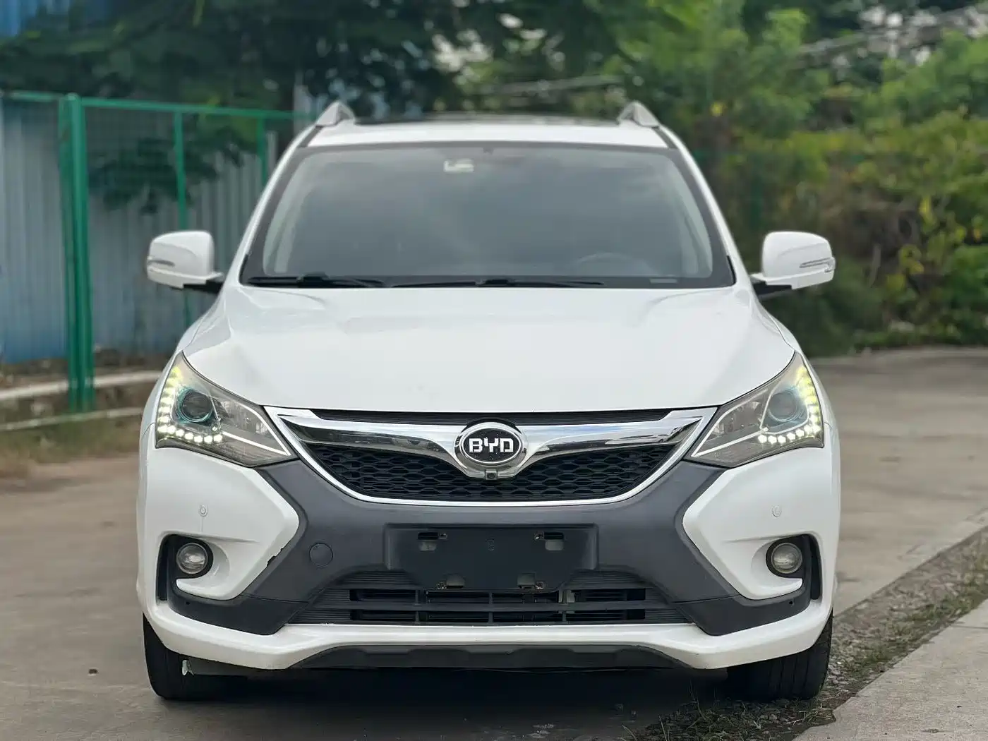 Photo 2 - BYD Song