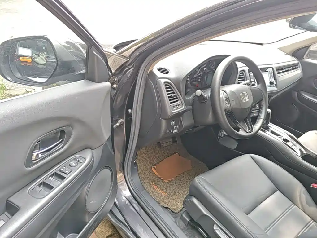 Photo 16 - Honda Vezel