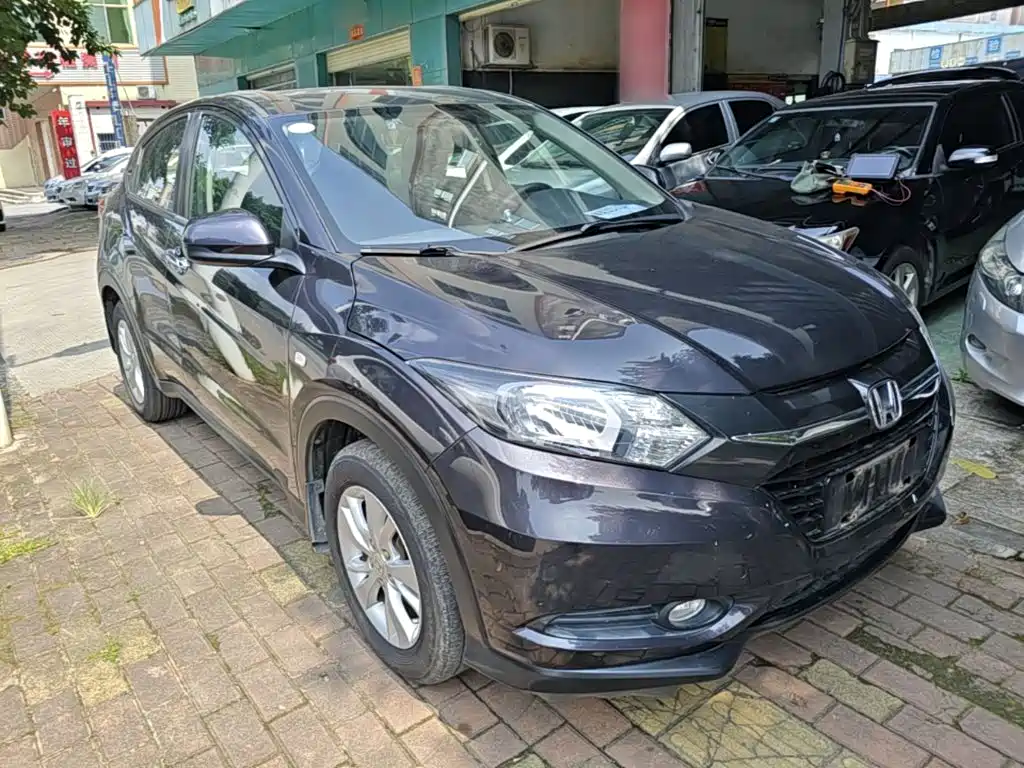 Photo 4 - Honda Vezel