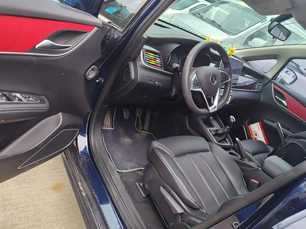BYD Song MAX 2019 1.5T Manual Smart Connected Sunroof 6-seater China VI фото 12