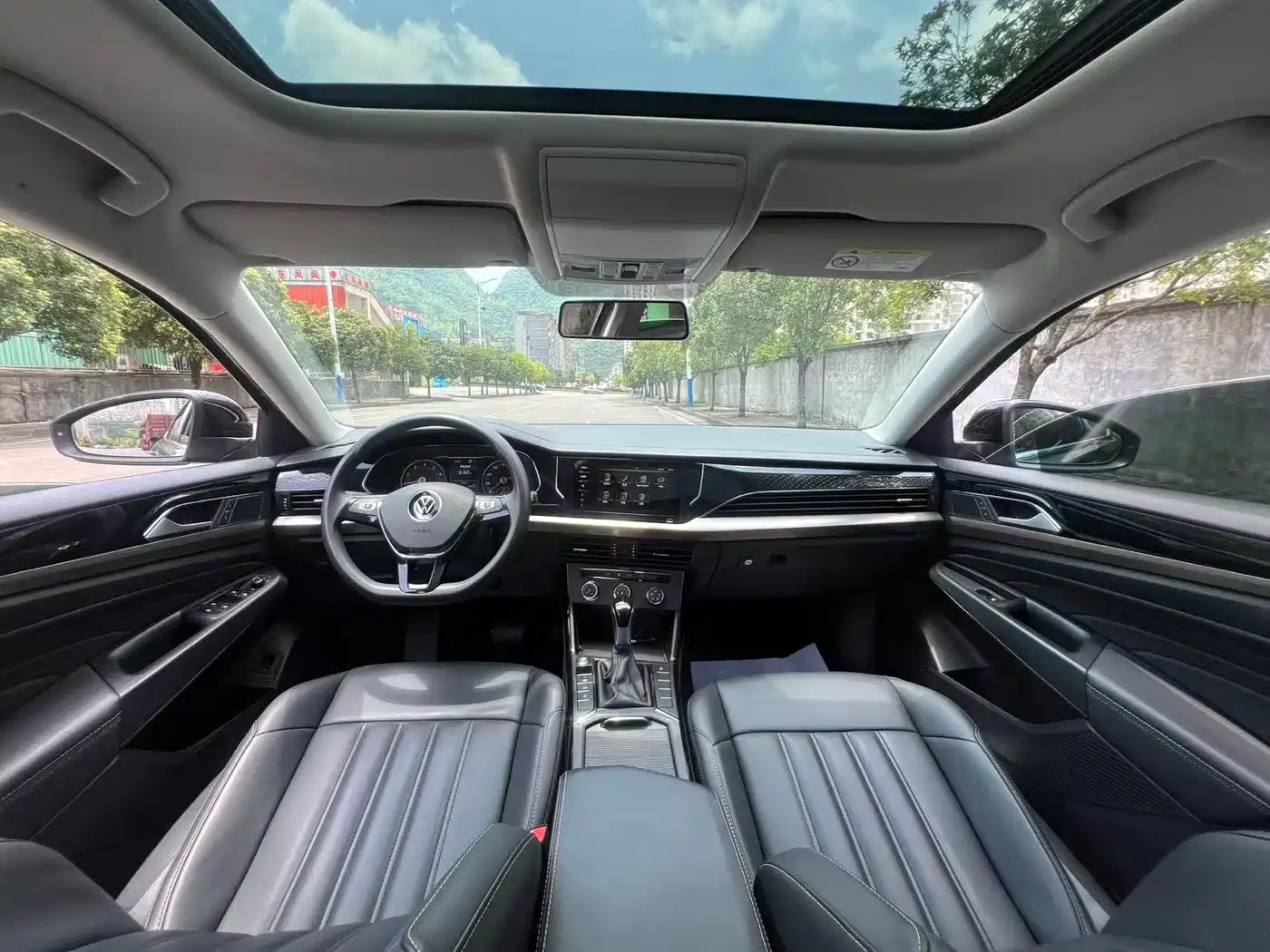 Volkswagen Passat 2021 Model 280TSI Business Edition фото 8