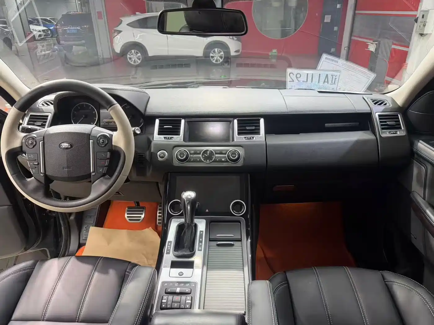 Land Rover Range Rover Sport 2012 5.0 NA V8 HSE фото 11