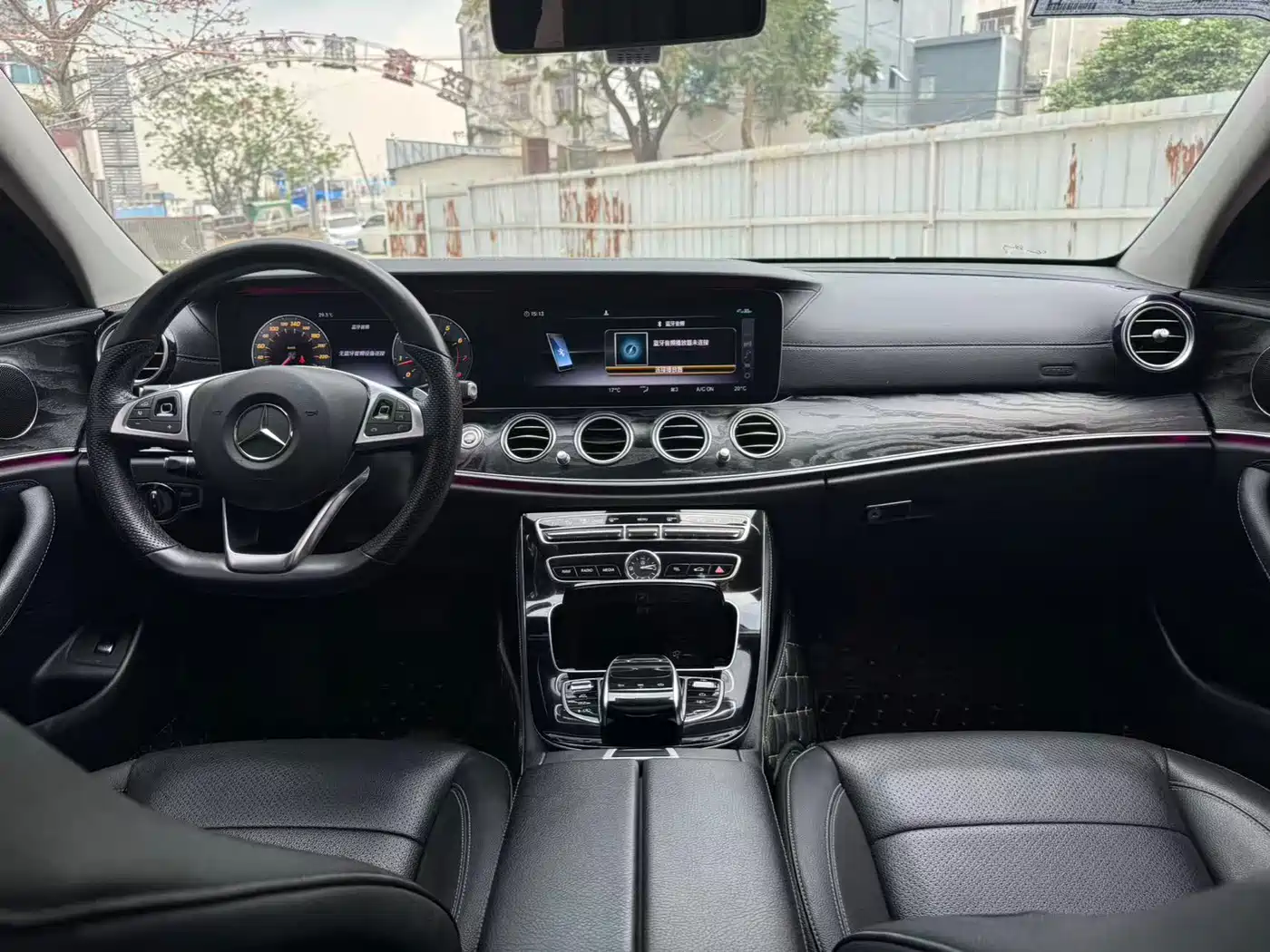 Mercedes-Benz E-Class 2016 E 300 L Sport Luxury фото 8