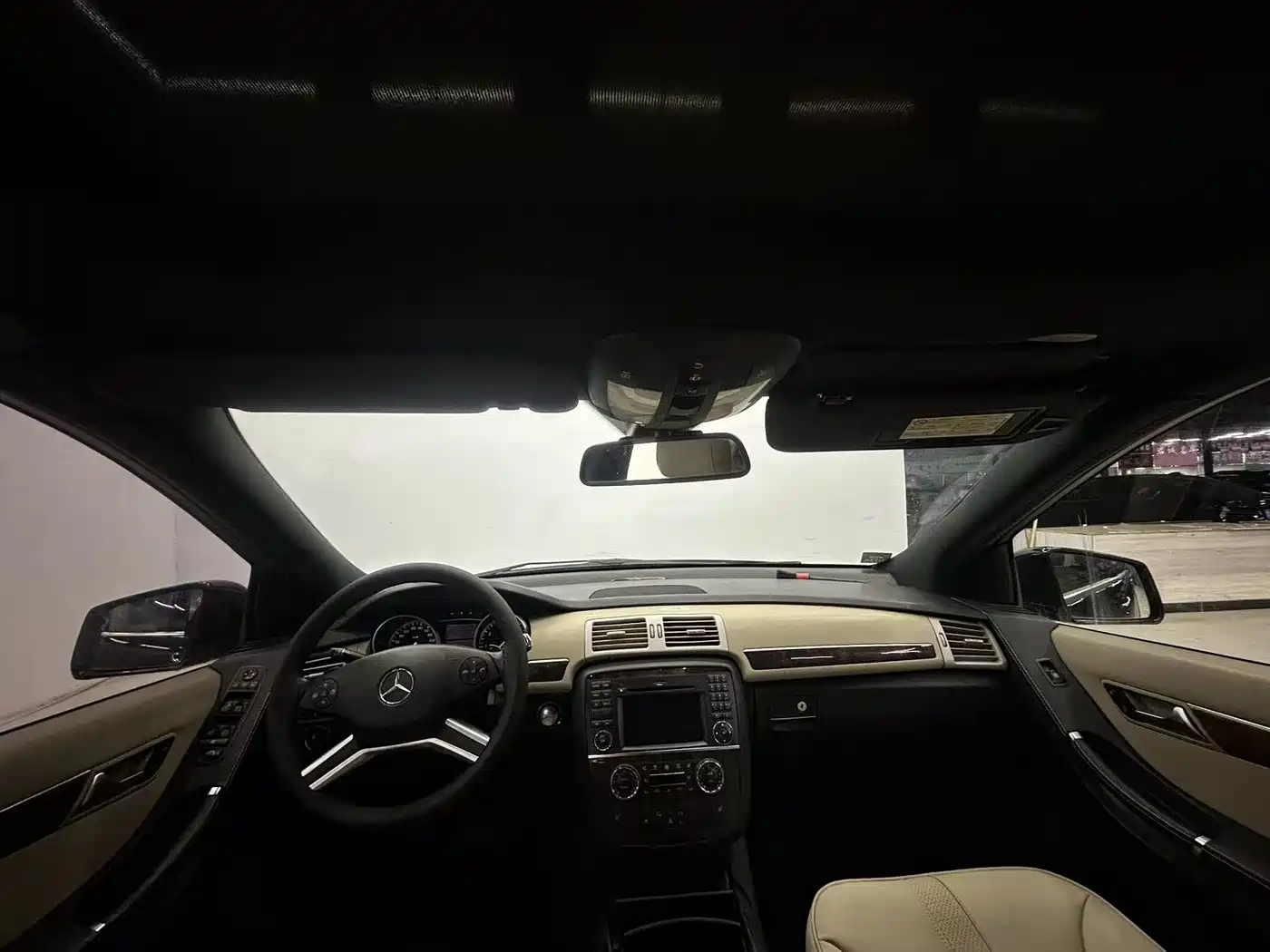 Mercedes-Benz R-Class 2011 R 350 L 4MATIC фото 7