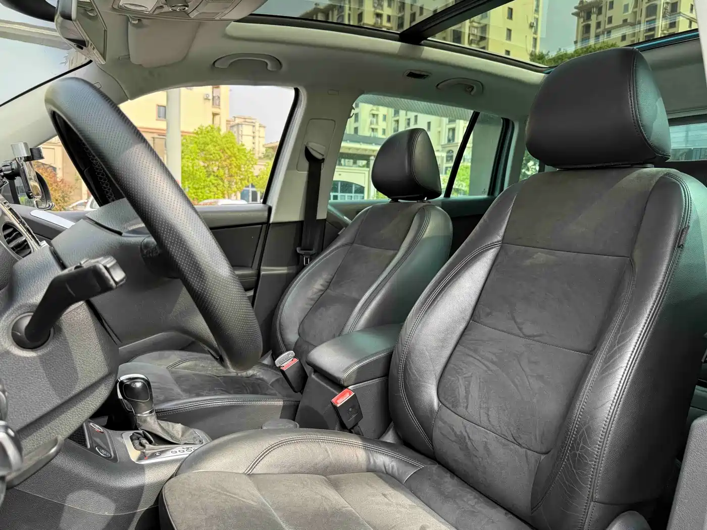 Volkswagen Tiguan 2012 2.0TSI Automatic 4WD Flagship Edition фото 10