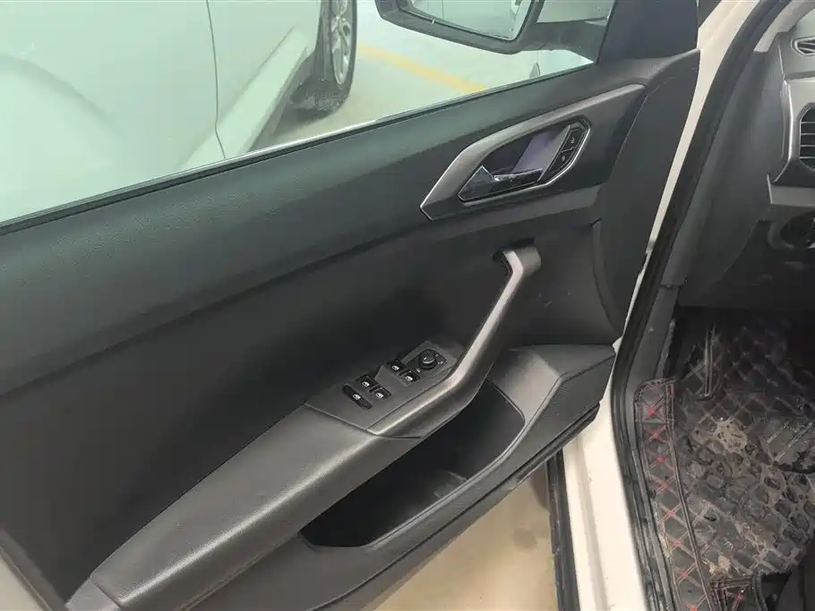 Volkswagen T-Cross 2019 280TSI DSG Comfort Edition фото 7