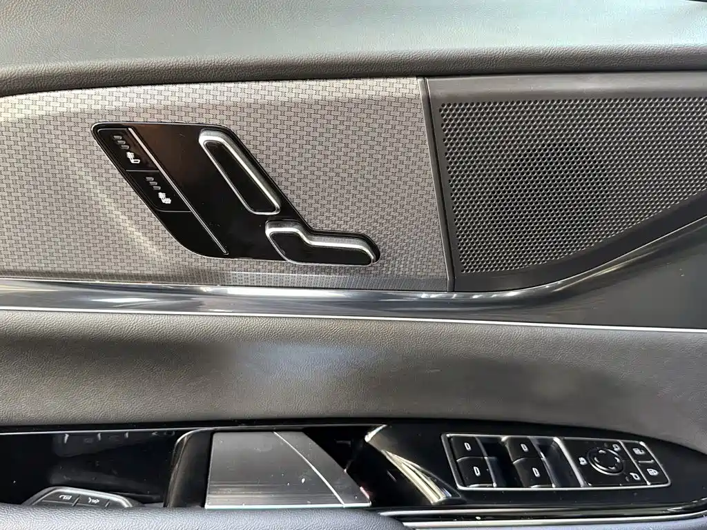 Cadillac XT5 2025 2025 2.0T FWD Style Edition