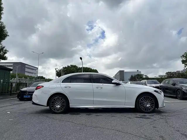 Mercedes-Benz C-Class 2022 C 260 L Sport Edition — фото 4
