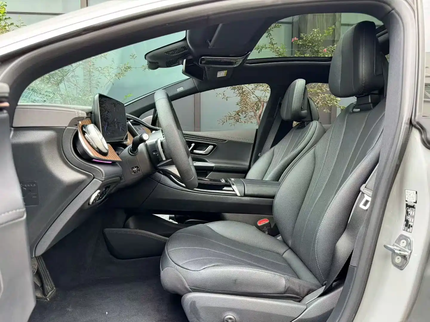Фото 4 - Mercedes-Benz EQE