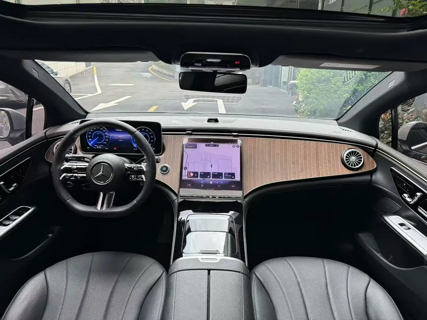 Mercedes-Benz EQE 2023 2022 350 Pioneer Edition