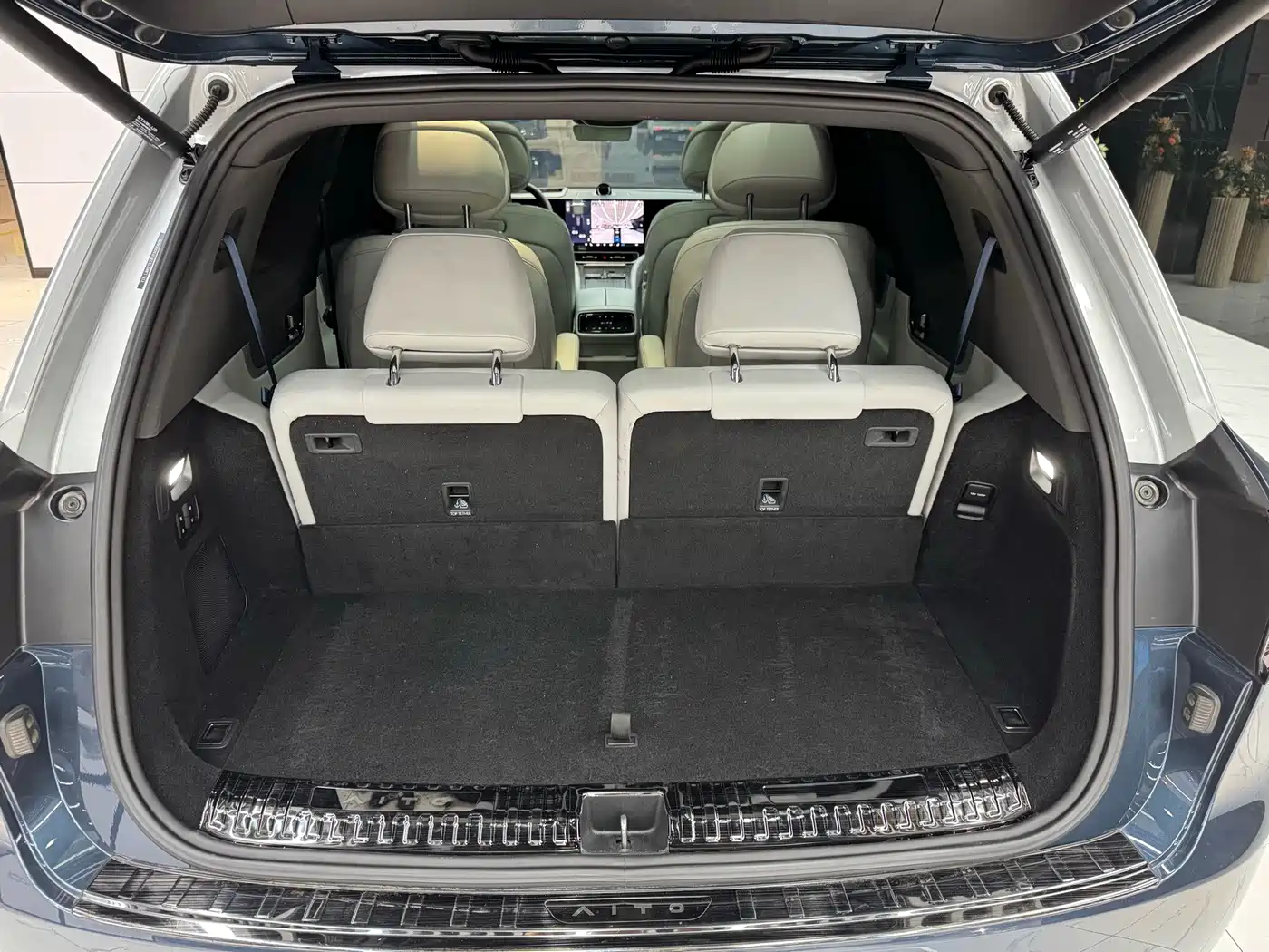 Aito M9 2024 2024 Extended Range Ultra 42kWh 6-Seater