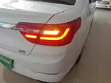 Фото 8 - Geely Vision