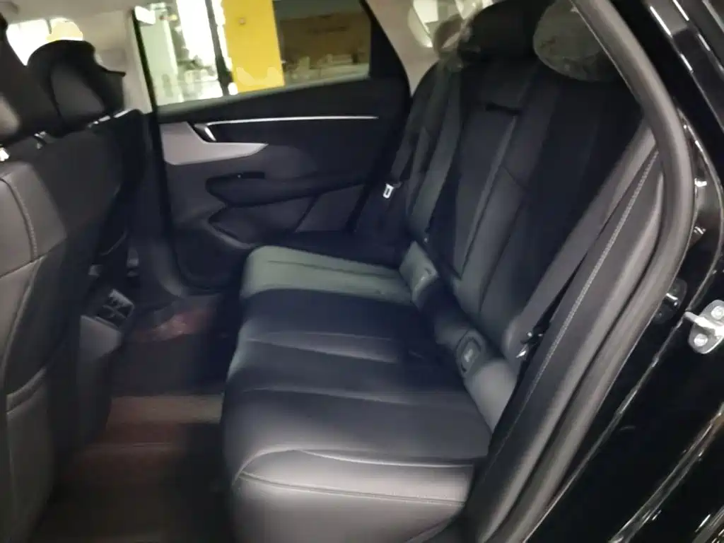 Photo 17 - Buick LaCrosse