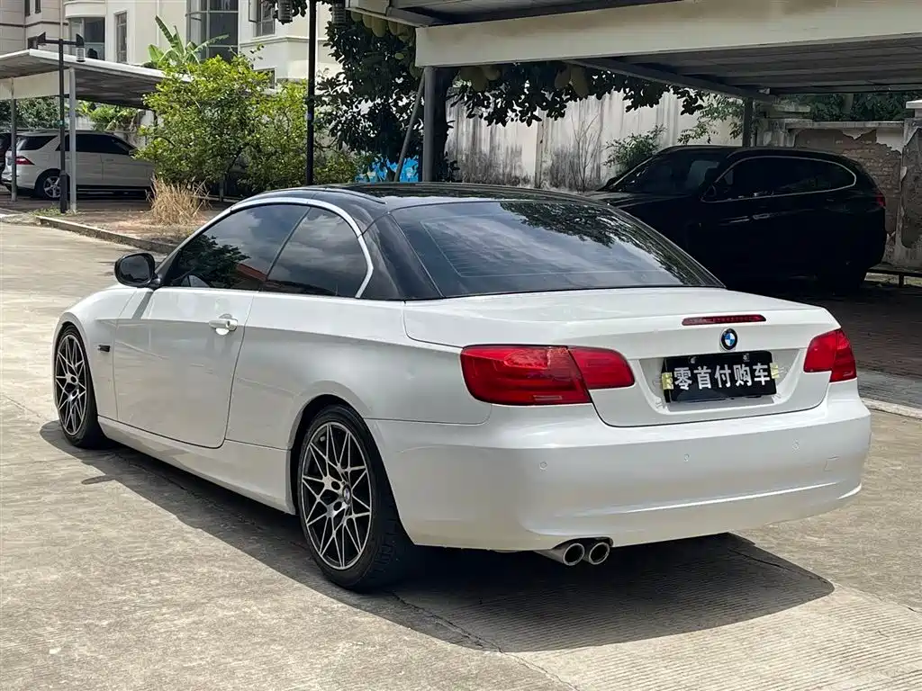 BMW 3 Series (Import) 2011 330i Convertible Coupe фото 9