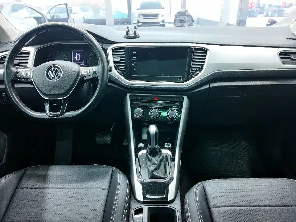 Volkswagen T-ROC 2022 280TSI DSG 2WD Elite PLUS фото 8
