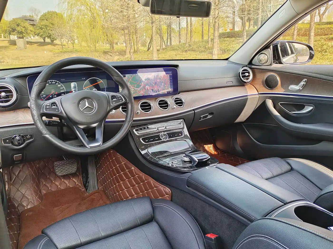 Mercedes-Benz E-Class 2017 E 200 L 4MATIC фото 7