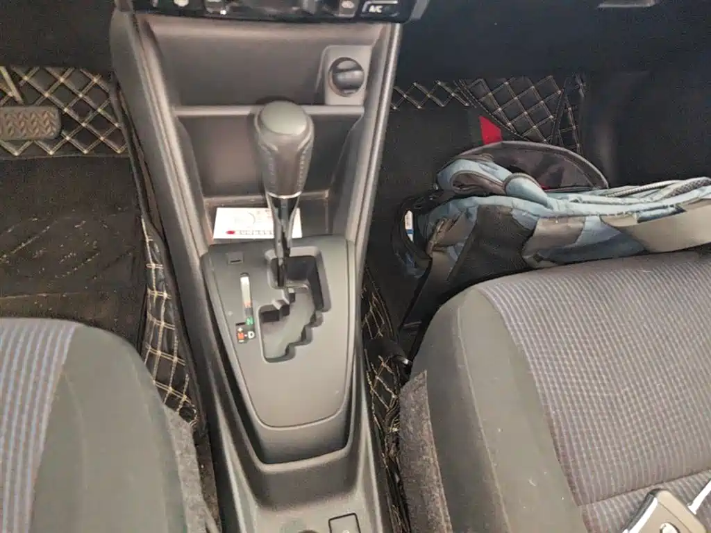 Toyota YARiS L Zhi Xuan 2016 Facelift 1.5E CVT Charming Edition фото 14